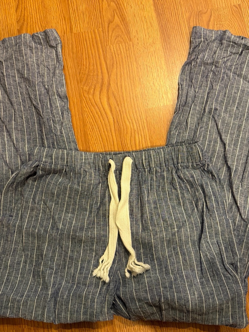 Magaschoni Blue and White Pinstriped Linen-Blend Pants